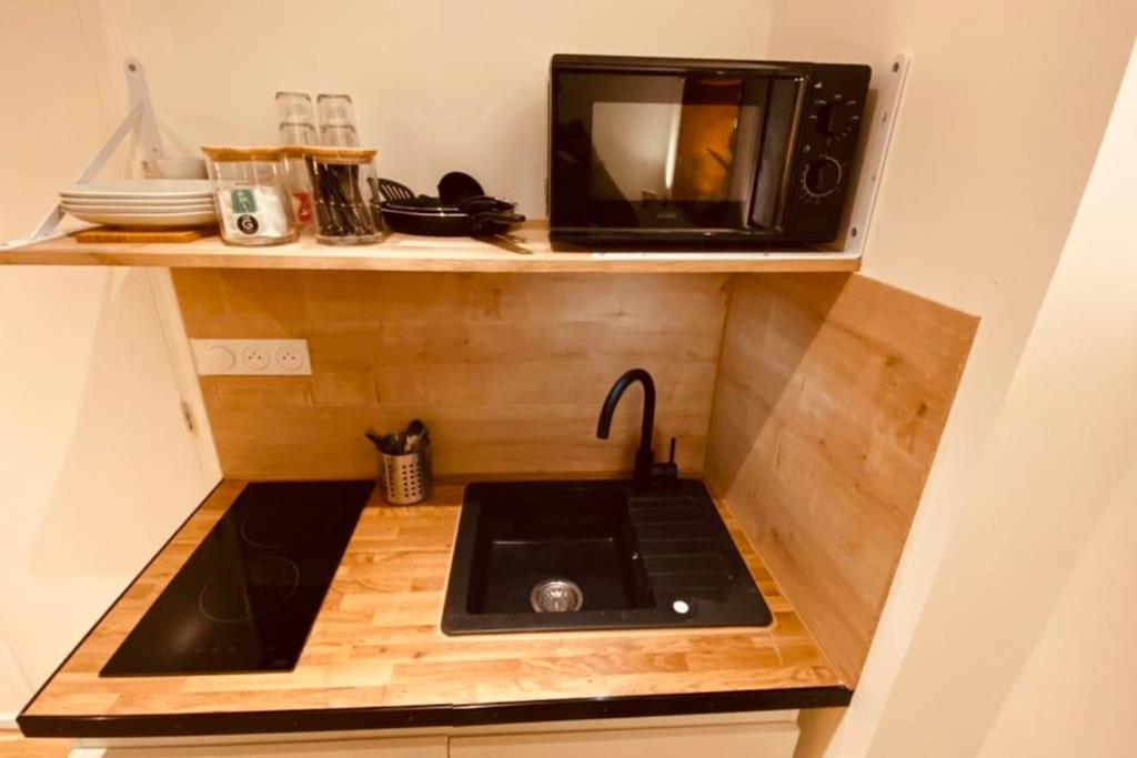 Studio Renove Avec Patio, Coeur Du Centre Ville Besançon Dış mekan fotoğraf